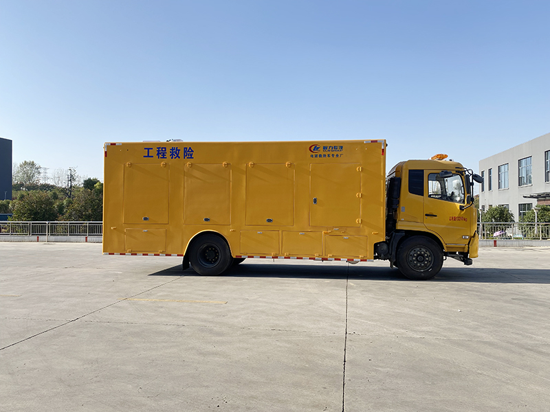 東風天錦3000方排水車(便攜)