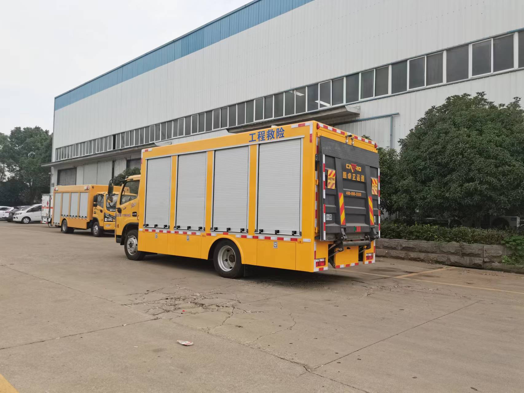 東風多利卡D7 2000方排水車(便攜)