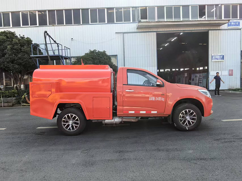 五十鈴單排灑水車（細水霧泵）