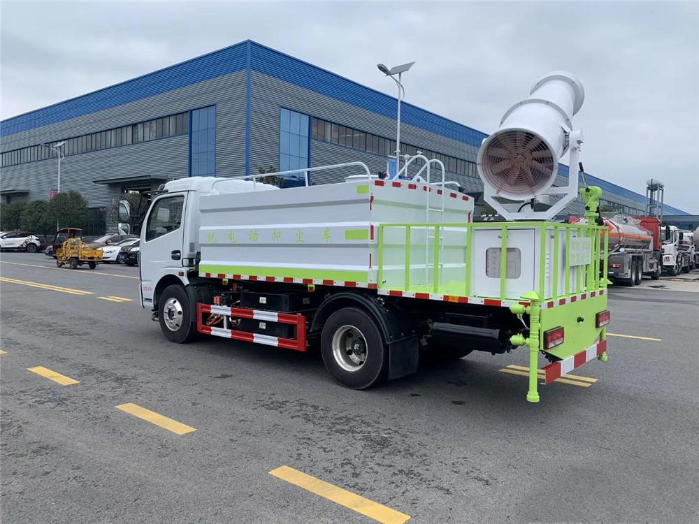 東風(fēng)凱普特純電動(dòng)抑塵車